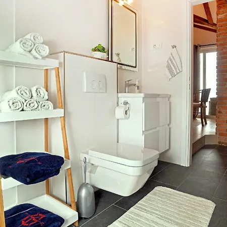 Apartment Holiday In Podstrana Exterior photo