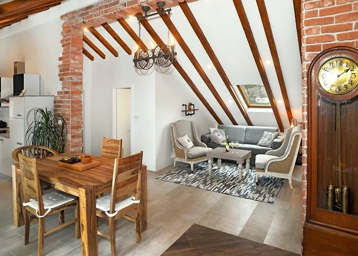 Apartment Holiday In Podstrana